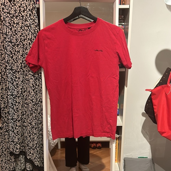vintage red tee - Picture 2 of 3